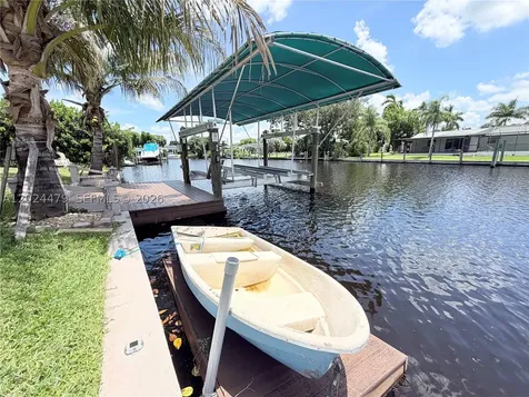 2212 Club House Road North Fort Myers FL 33917