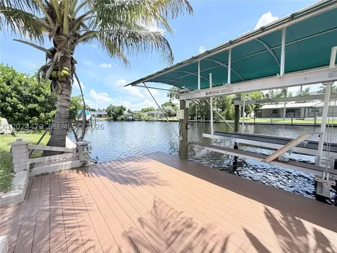 2212 Club House Road North Fort Myers FL 33917