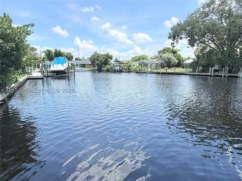 2212 Club House Road North Fort Myers FL 33917
