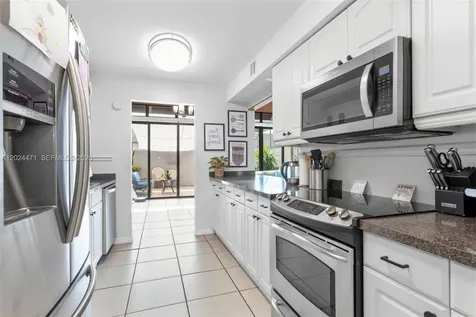1461 NW 113th Avenue Pembroke Pines FL 33026