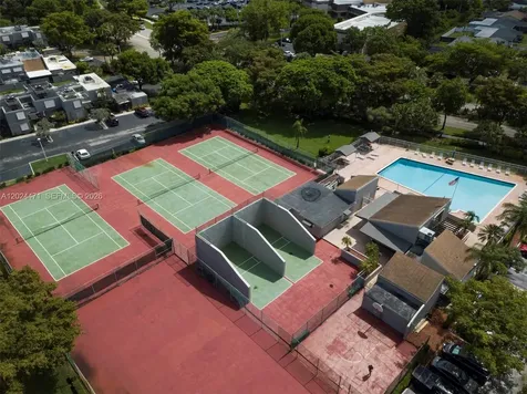 1461 NW 113th Avenue Pembroke Pines FL 33026