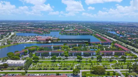 1301 SW 135th Terrace Pembroke Pines FL 33027