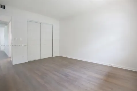 1301 SW 135th Terrace Pembroke Pines FL 33027