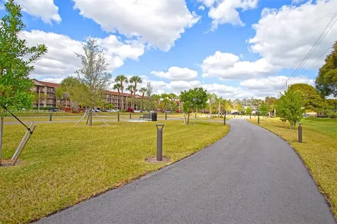 1301 SW 135th Terrace Pembroke Pines FL 33027