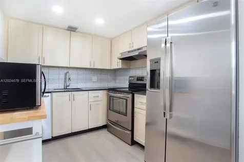1301 SW 135th Terrace Pembroke Pines FL 33027