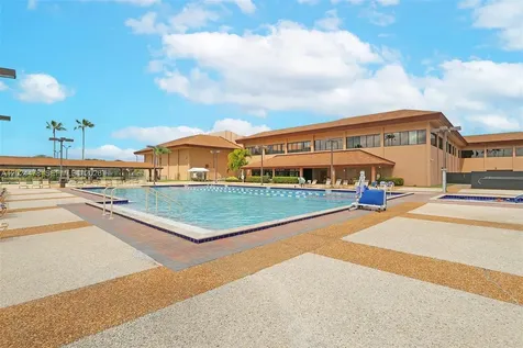 1301 SW 135th Terrace Pembroke Pines FL 33027