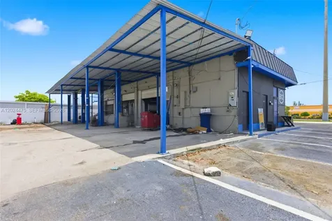 612 N Dixie Highway Hollywood FL 33020