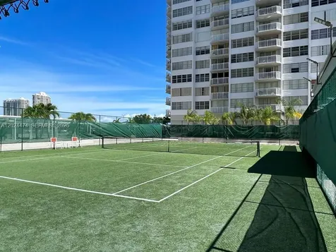 18061 Biscayne Boulevard Aventura FL 33160