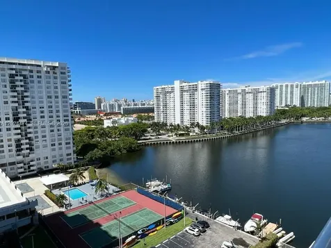 18061 Biscayne Boulevard Aventura FL 33160