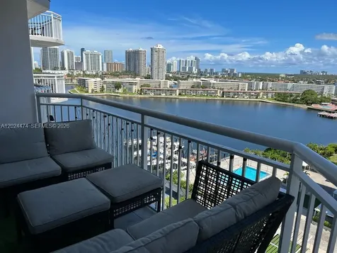 18061 Biscayne Boulevard Aventura FL 33160