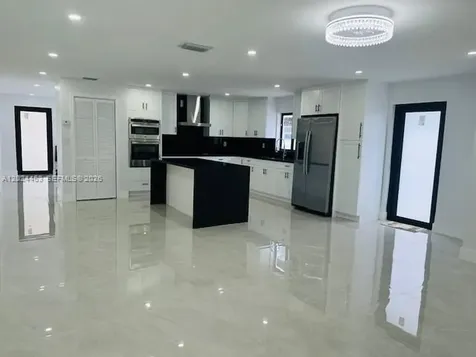 11870 SW 5th Miami FL 33184