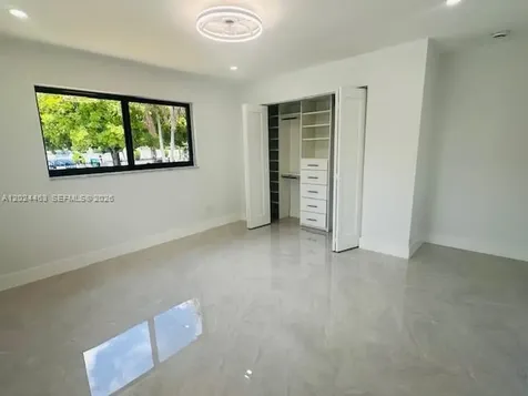 11870 SW 5th Miami FL 33184