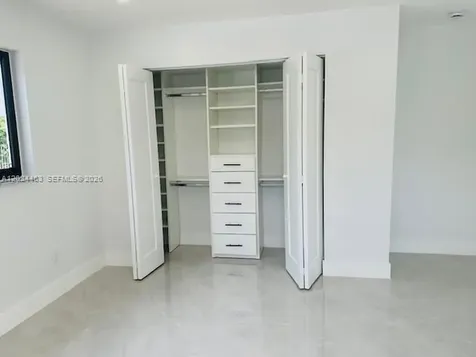 11870 SW 5th Miami FL 33184