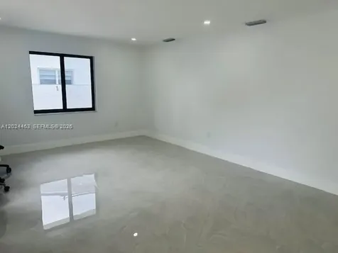 11870 SW 5th Miami FL 33184