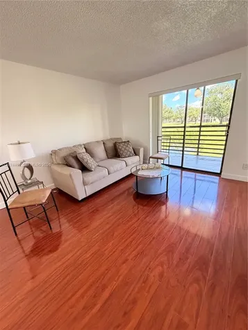 2793 NW 104th Avenue Sunrise FL 33322