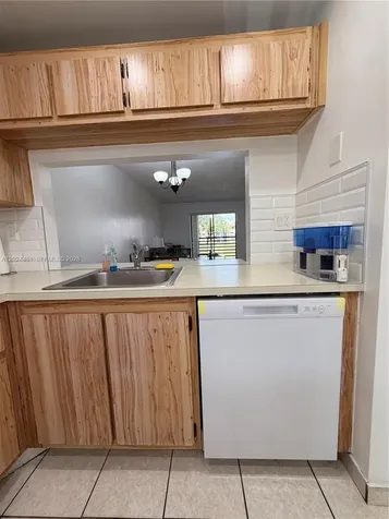 2793 NW 104th Avenue Sunrise FL 33322