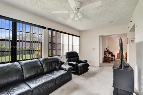 2266 Seagrape Circle Coconut Creek FL 33066