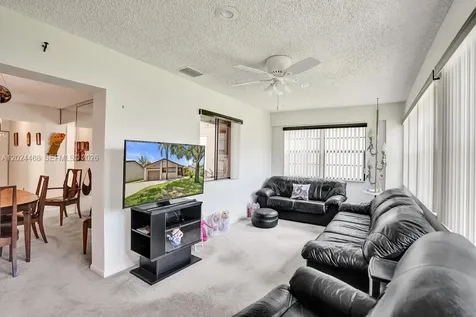 2266 Seagrape Circle Coconut Creek FL 33066