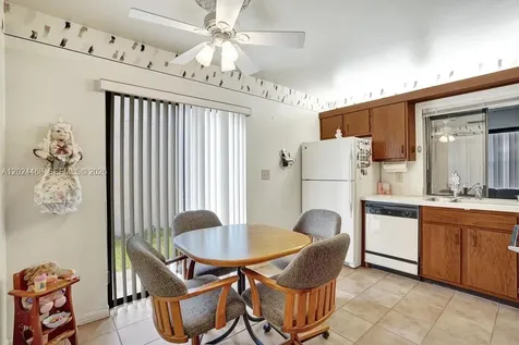 2266 Seagrape Circle Coconut Creek FL 33066