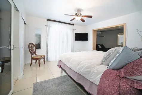 1380 71st Street Miami Beach FL 33141