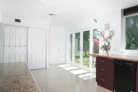 1380 71st Street Miami Beach FL 33141