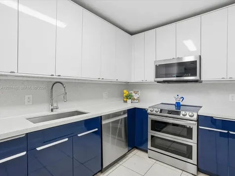 10185 Collins Avenue Bal Harbour FL 33154