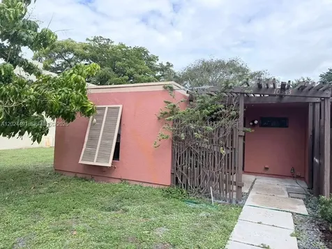10343 Greenhouse Road Pembroke Pines FL 33026
