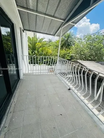 11870 SW 5th Street Miami FL 33184