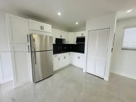 11870 SW 5th Street Miami FL 33184