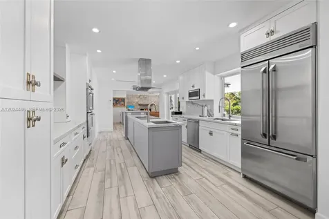 6875 N Cartee Road Palmetto Bay FL 33158