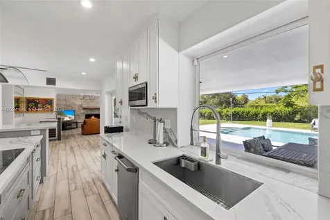 6875 N Cartee Road Palmetto Bay FL 33158