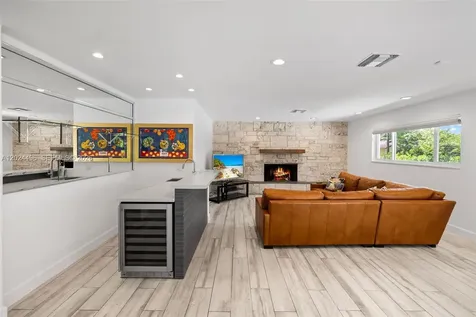 6875 N Cartee Road Palmetto Bay FL 33158