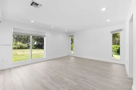 6875 N Cartee Road Palmetto Bay FL 33158