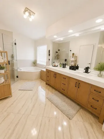 4938 SW 33rd Way Hollywood FL 33312