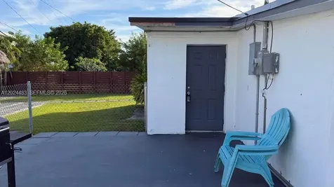 1212 E River Drive Margate FL 33063