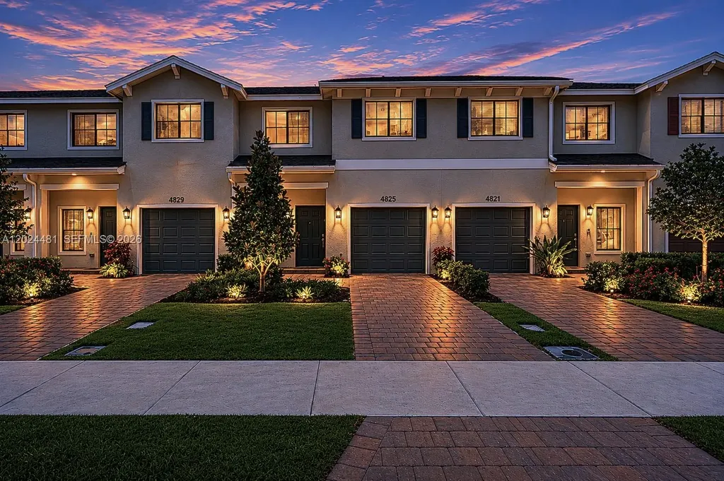 4825 Dillion Street Lake Worth FL 33463