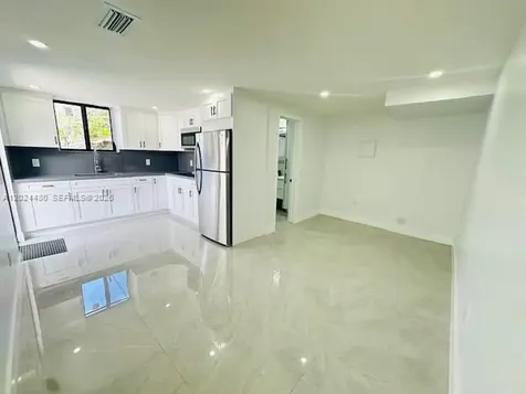 11870 SW 5th Street Miami FL 33184