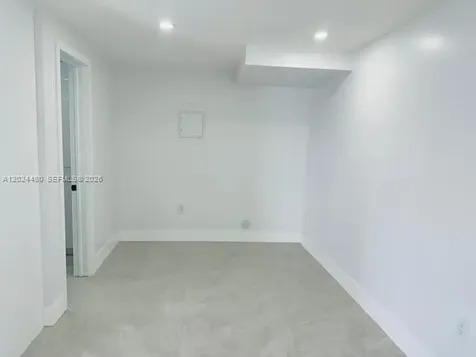 11870 SW 5th Street Miami FL 33184