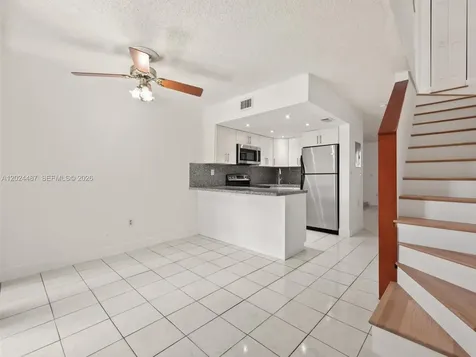 5437 W 21st Avenue Hialeah FL 33016