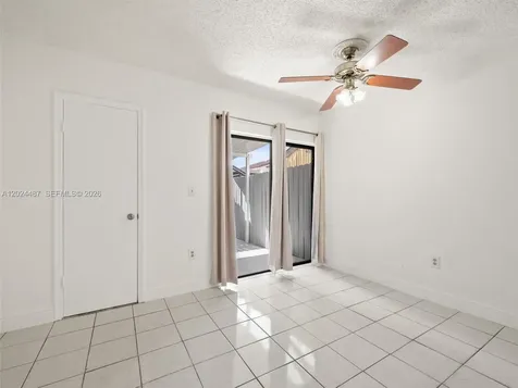 5437 W 21st Avenue Hialeah FL 33016