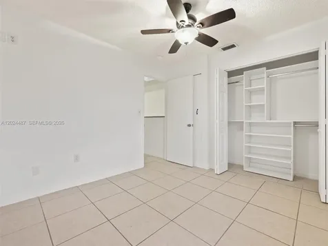 5437 W 21st Avenue Hialeah FL 33016