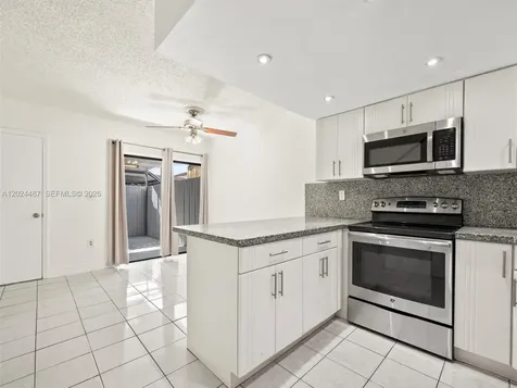 5437 W 21st Avenue Hialeah FL 33016