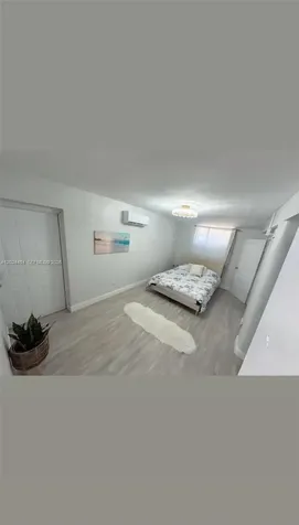 950 NE 127th Street North Miami FL 33161
