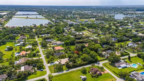 14501 SW 18th Court Davie FL 33325