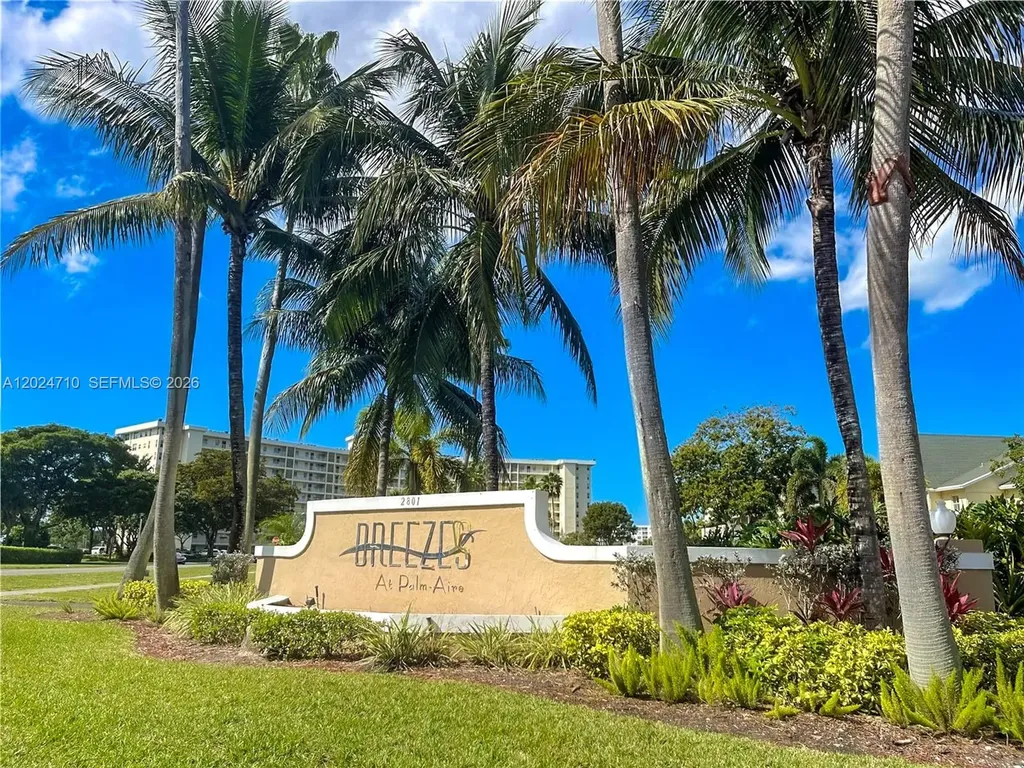 2829 N Course Drive Pompano Beach FL 33069