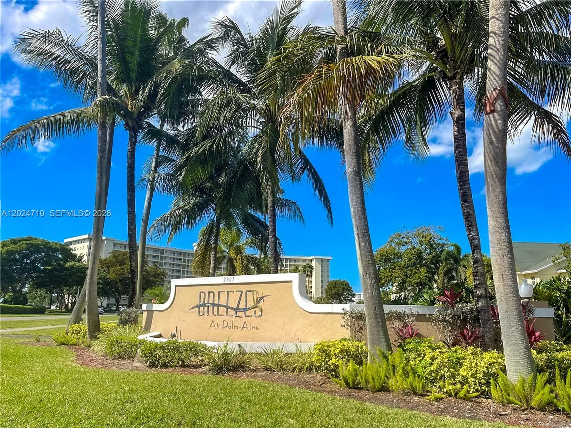 2829 N Course Drive Pompano Beach FL 33069