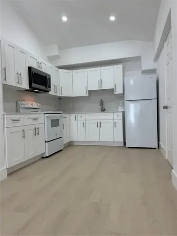 2798 SW 33rd Avenue Miami FL 33133