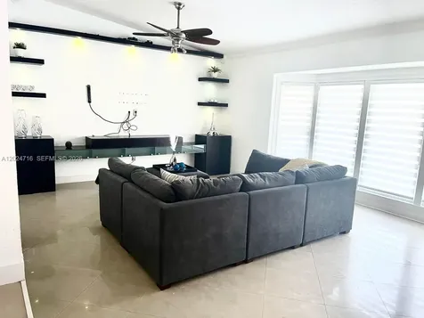 19960 Highland Lakes Boulevard Miami FL 33179