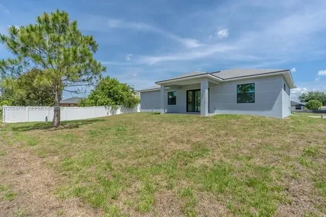 4203 11th Street W Other City - In The State Of Florida FL 33971