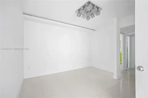 18601 NE 14th Avenue Miami FL 33179